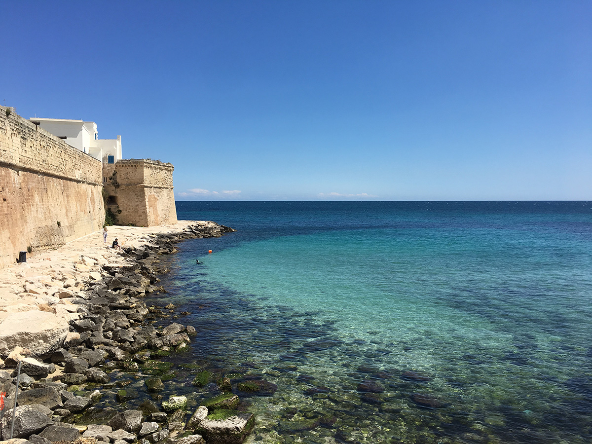 apulia slow travel monopoli meer adria adriatico adriatic sea boat boot barca hafen harbour porto puglia apulien